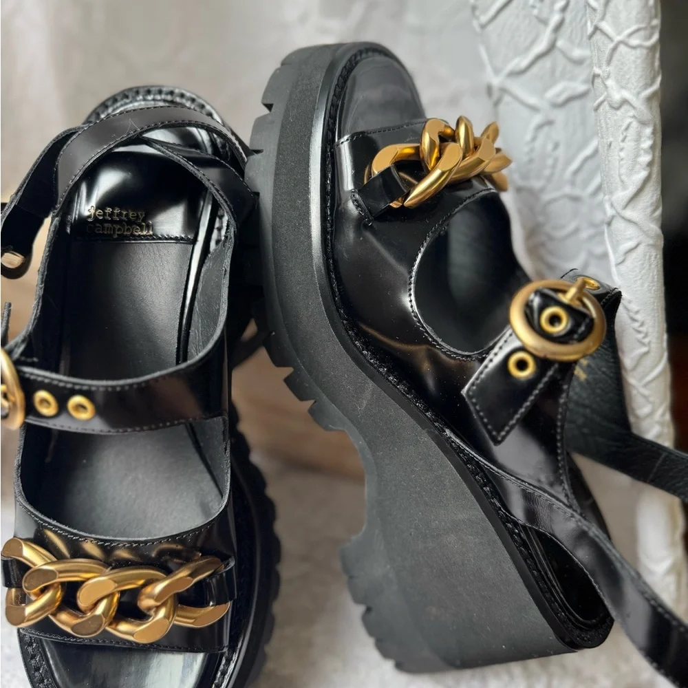 New Jeffrey Campbell Crunched Platforms never worn for Anthropologie size 7.5